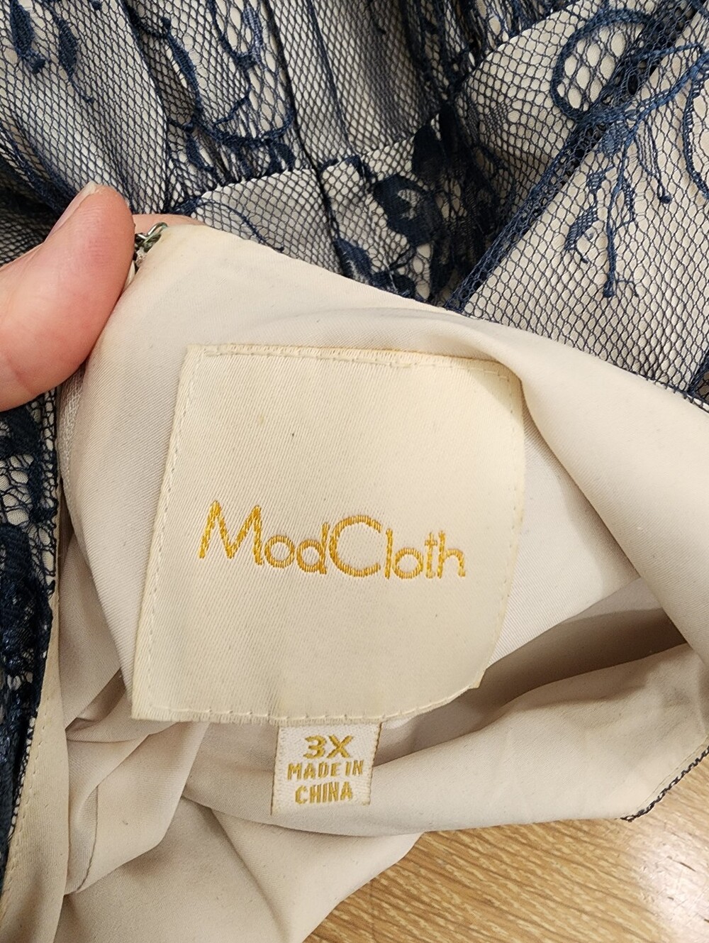 Modcloth Dress Retro Lace Overlay Cocktail Date Night Navy Over Nude size 3X - Picture 4 of 11